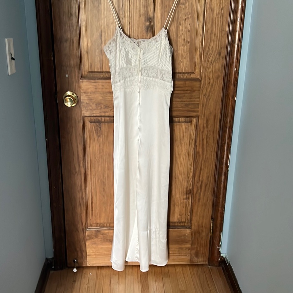 Zara satin white spaghetti strap and lace summer dress size Small!